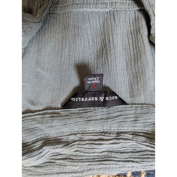 NWT Rock & Republic Ombré Button Up Shirt Blue L Dip Dye L/S Crinkle Sh - Picture 7 of 9